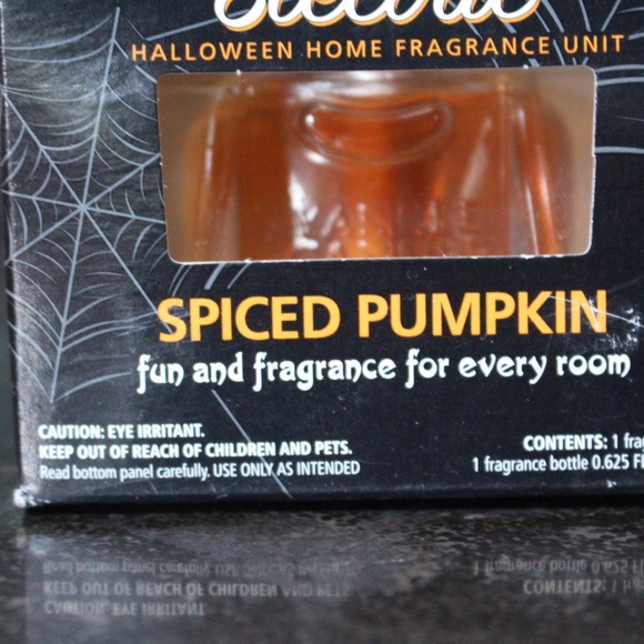 Yankee Candle, electric wall plug in spiced pumpkin fragrance unit - Picture 4 of 4